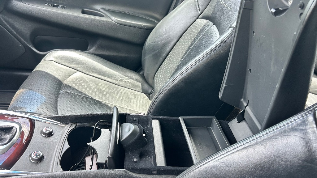 2012 INFINITI G - $10,350
