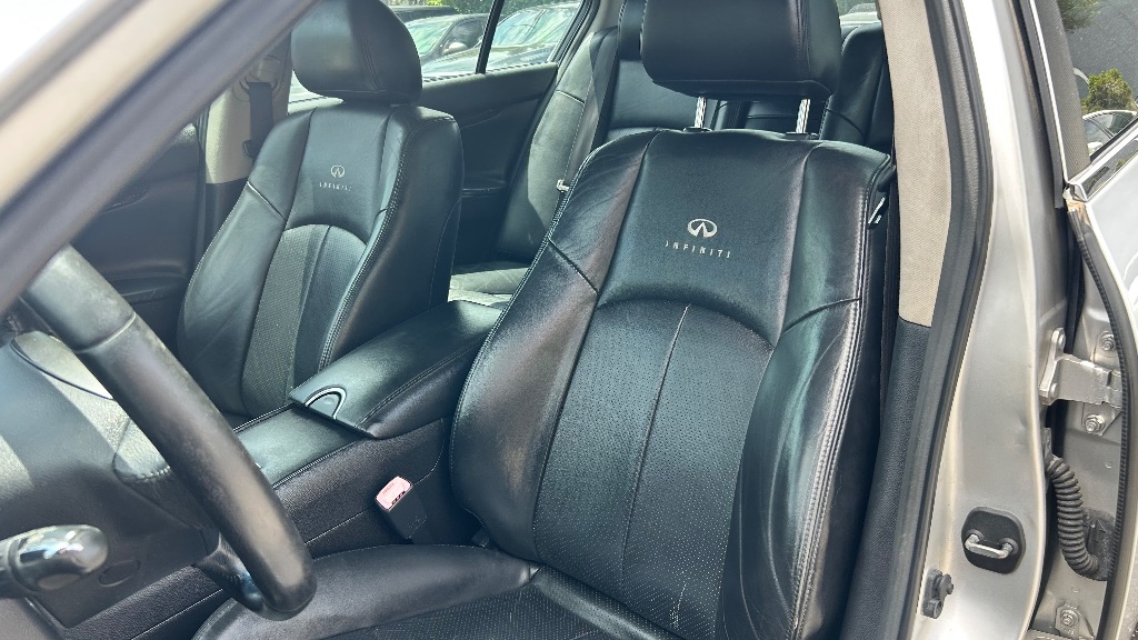 2012 INFINITI G - $10,350
