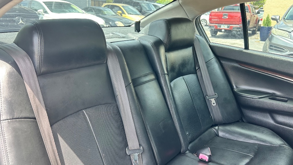 2012 INFINITI G - $10,350