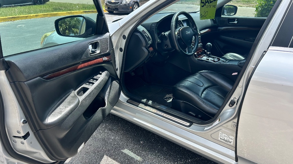 2012 INFINITI G - $10,350