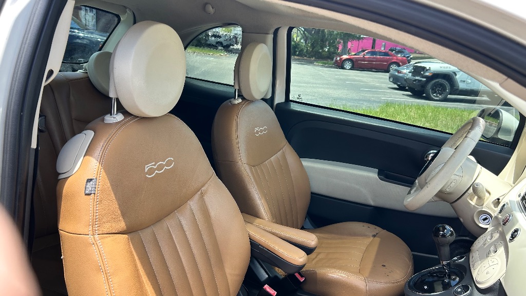 2017 FIAT 500 - $7,625