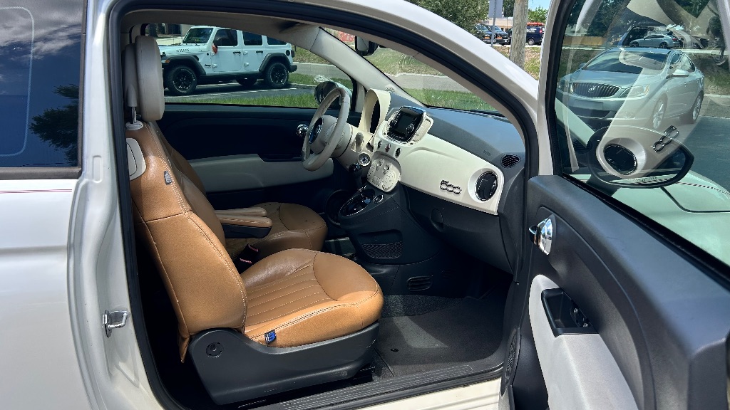 2017 FIAT 500 - $7,625