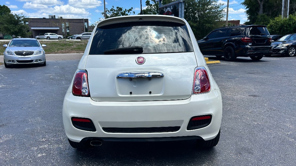 2017 FIAT 500 - $7,625