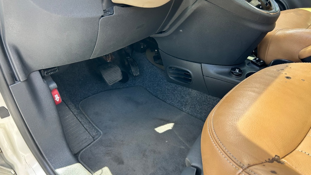 2017 FIAT 500 - $7,625