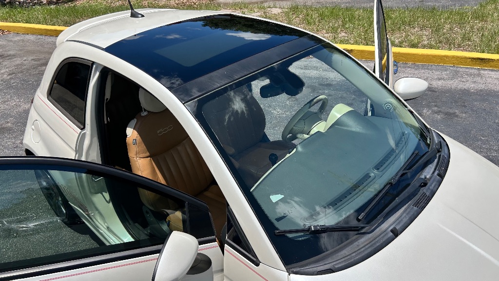2017 FIAT 500 - $7,625