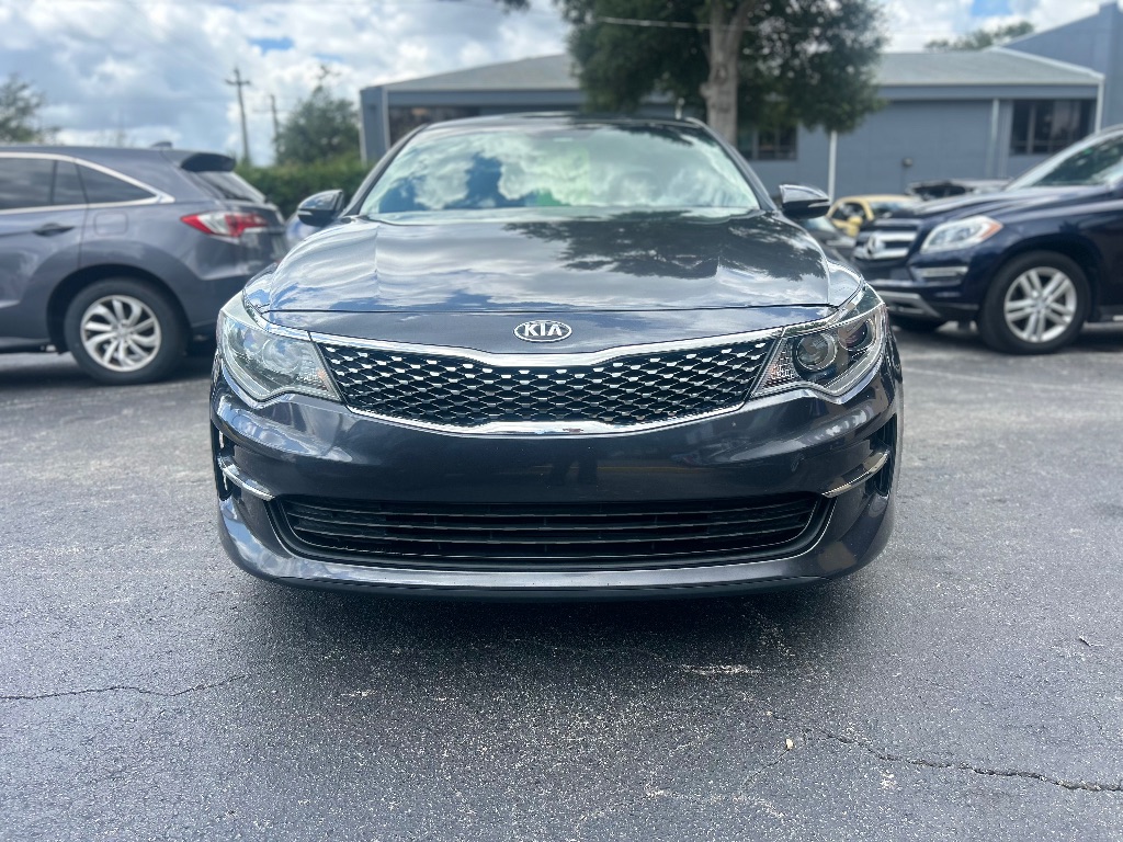 2017 Kia Optima - $13,075