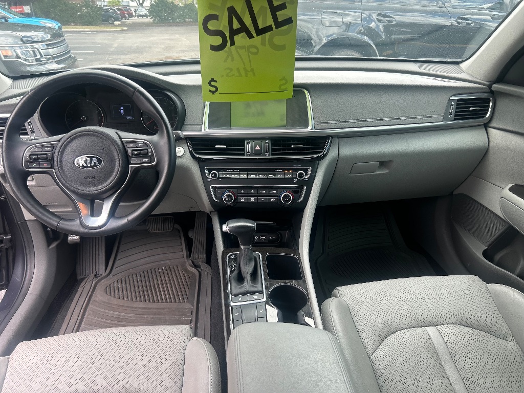 2017 Kia Optima - $13,075