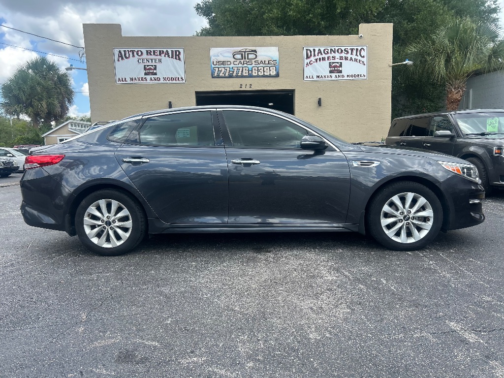 2017 Kia Optima - $13,075