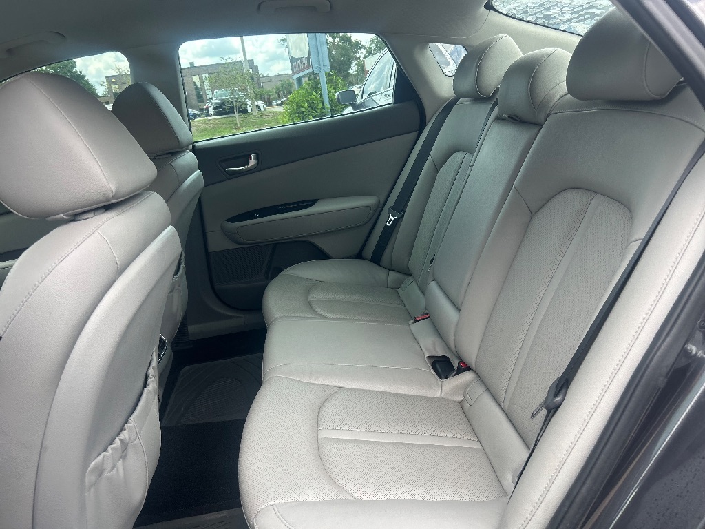 2017 Kia Optima - $13,075