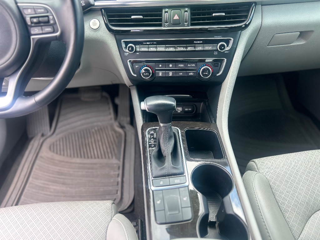 2017 Kia Optima - $13,075