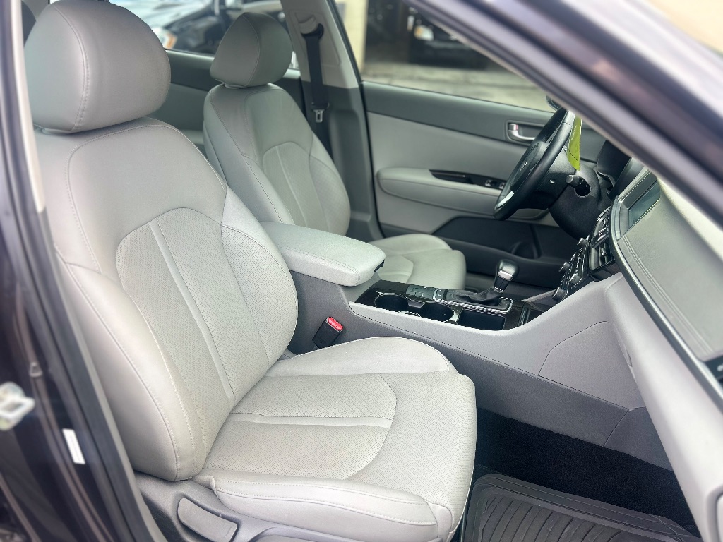 2017 Kia Optima - $13,075