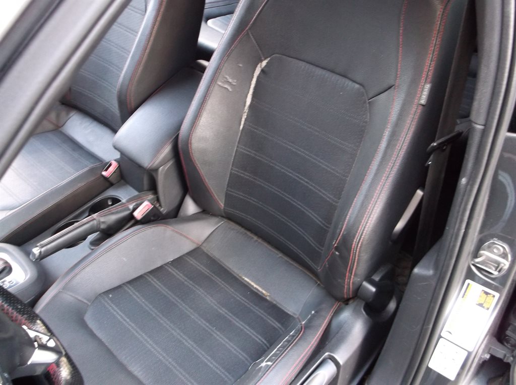 2012 Volkswagen Jetta GLI PZEV photo