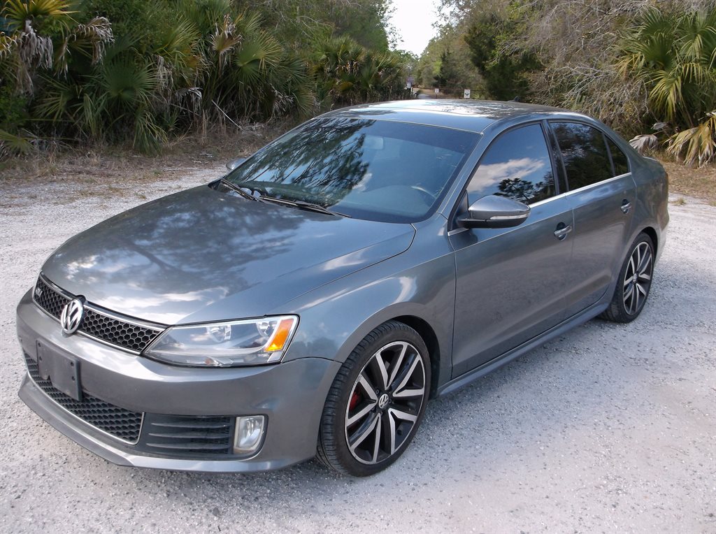 2012 Volkswagen Jetta GLI PZEV photo