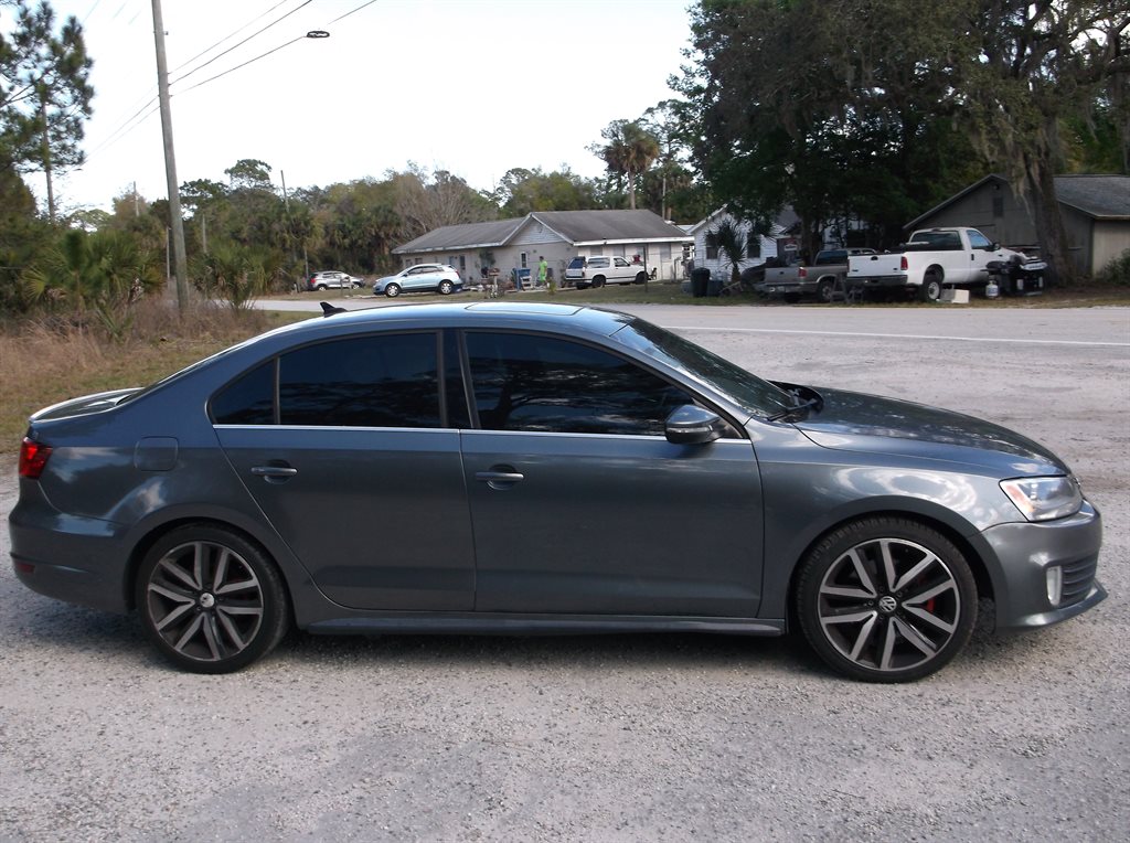 2012 Volkswagen Jetta GLI PZEV photo
