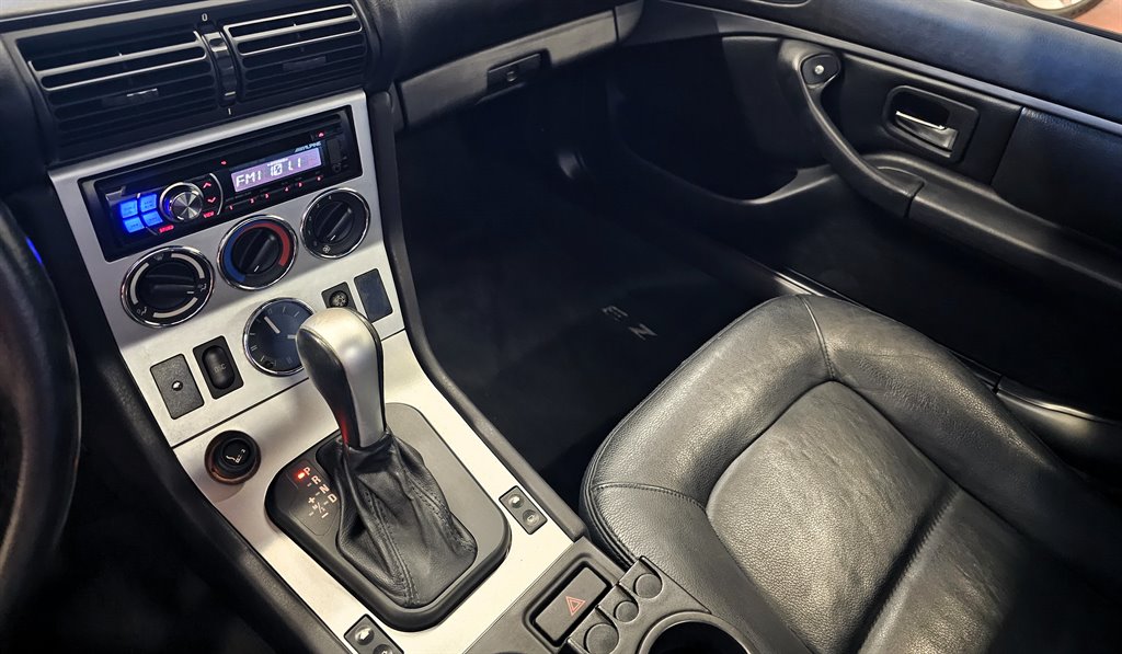 2002 BMW Z3 3.0i photo
