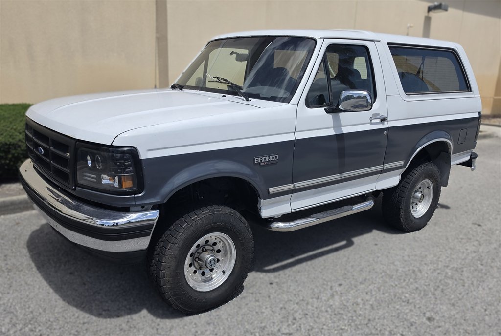 1993 Ford Bronco - $18,995