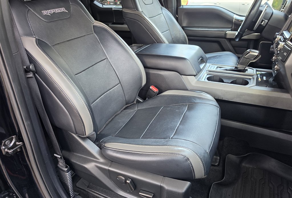 2017 Ford F-150 - $35,995