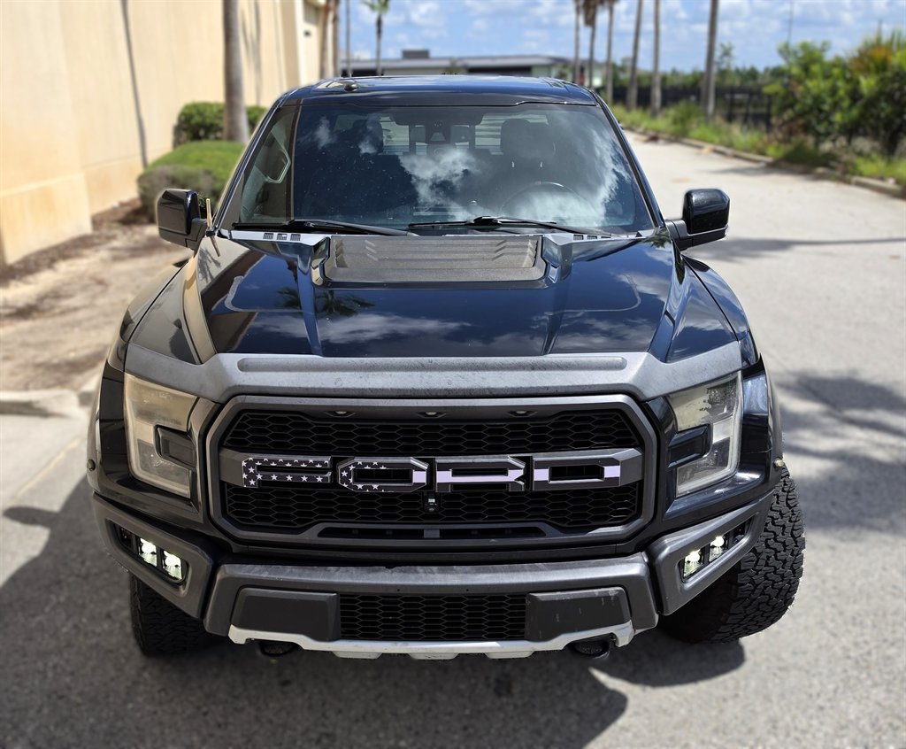 2017 Ford F-150 - $35,995