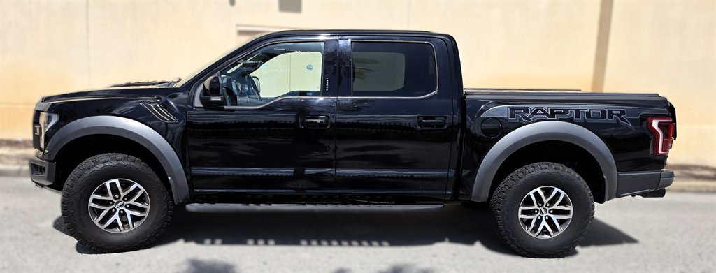 2017 Ford F-150 - $35,995
