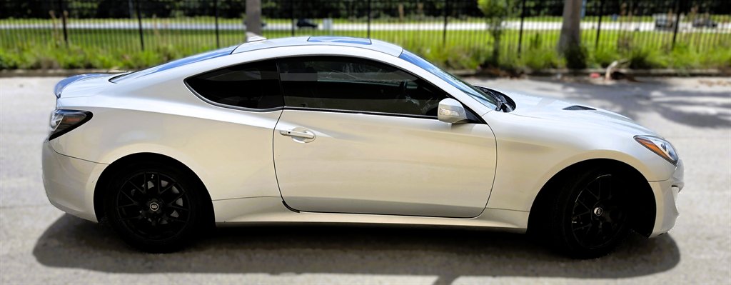 2013 Hyundai Genesis - $12,995
