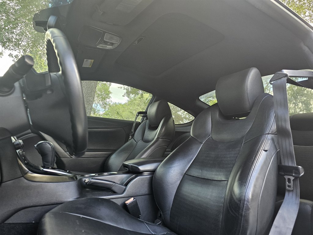 2013 Hyundai Genesis - $12,995