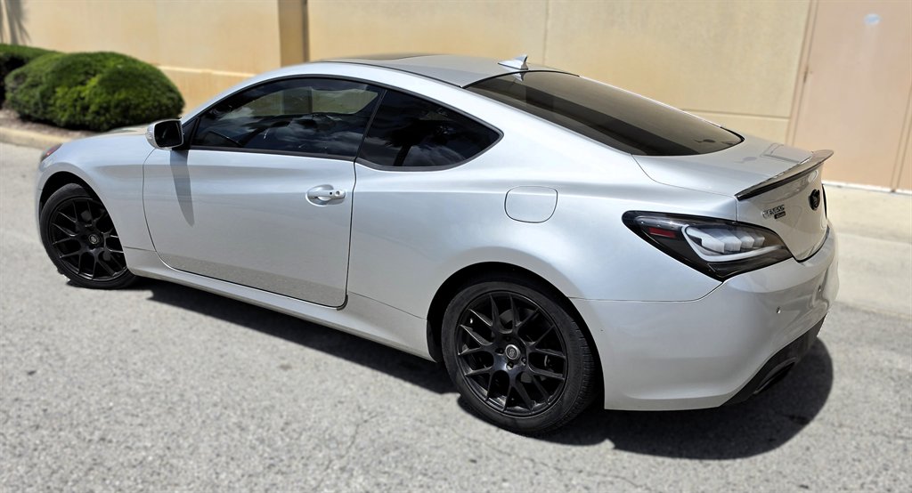 2013 Hyundai Genesis - $12,995