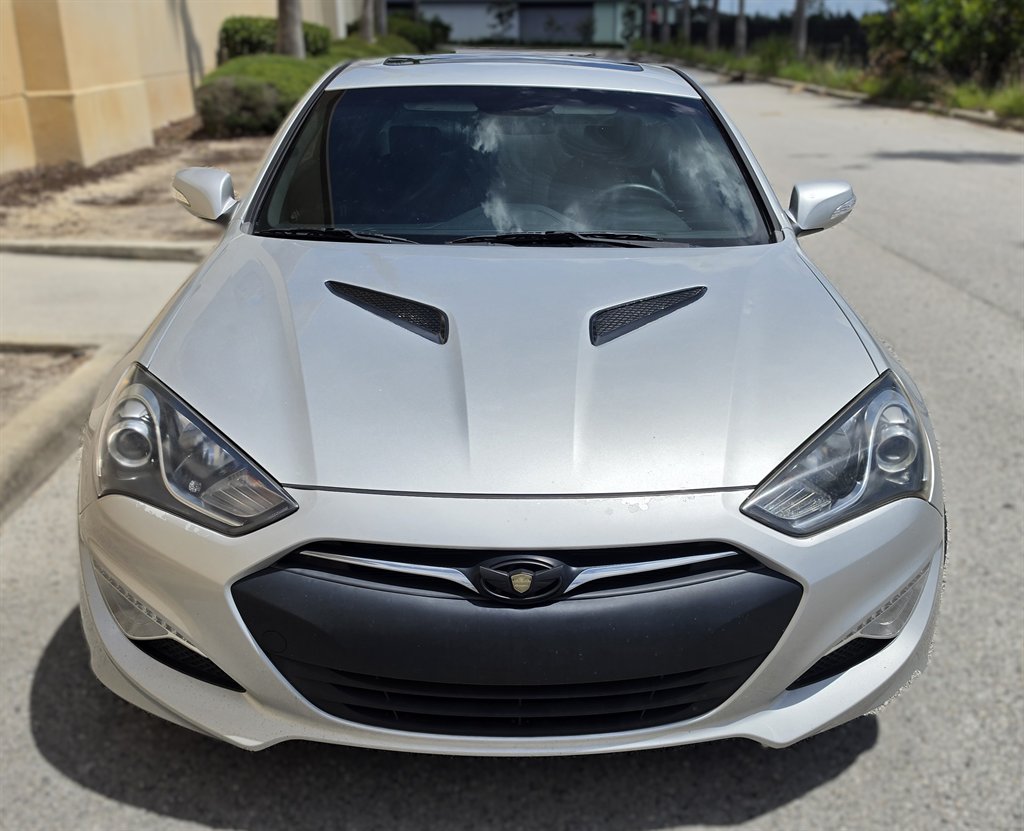 2013 Hyundai Genesis - $12,995