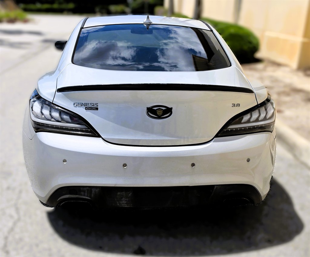 2013 Hyundai Genesis - $12,995