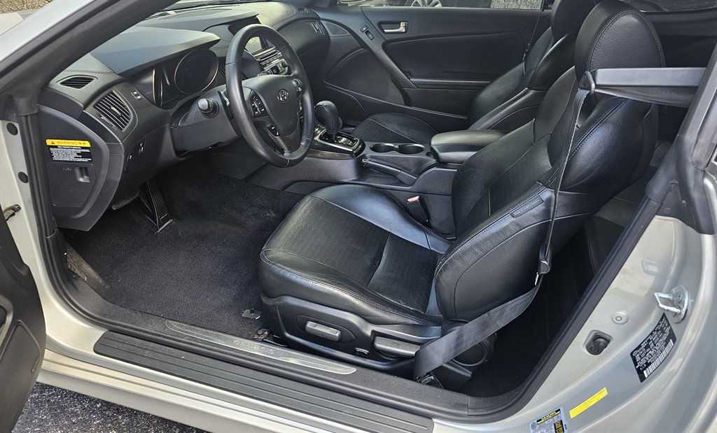 2013 Hyundai Genesis - $12,995