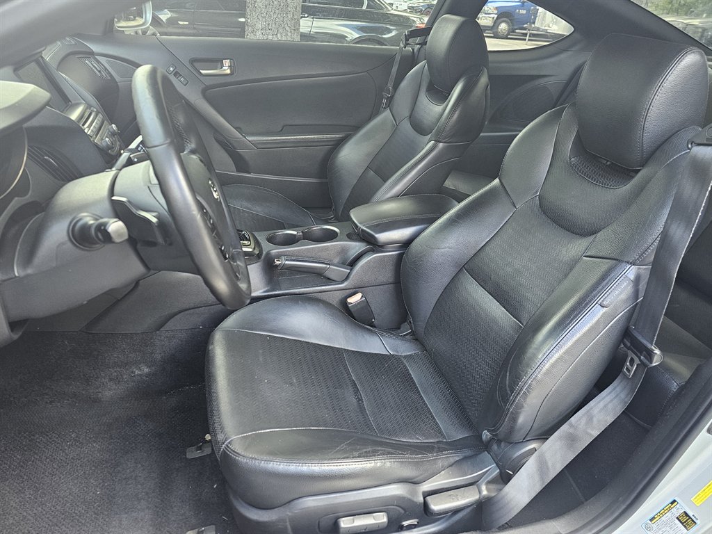 2013 Hyundai Genesis - $12,995