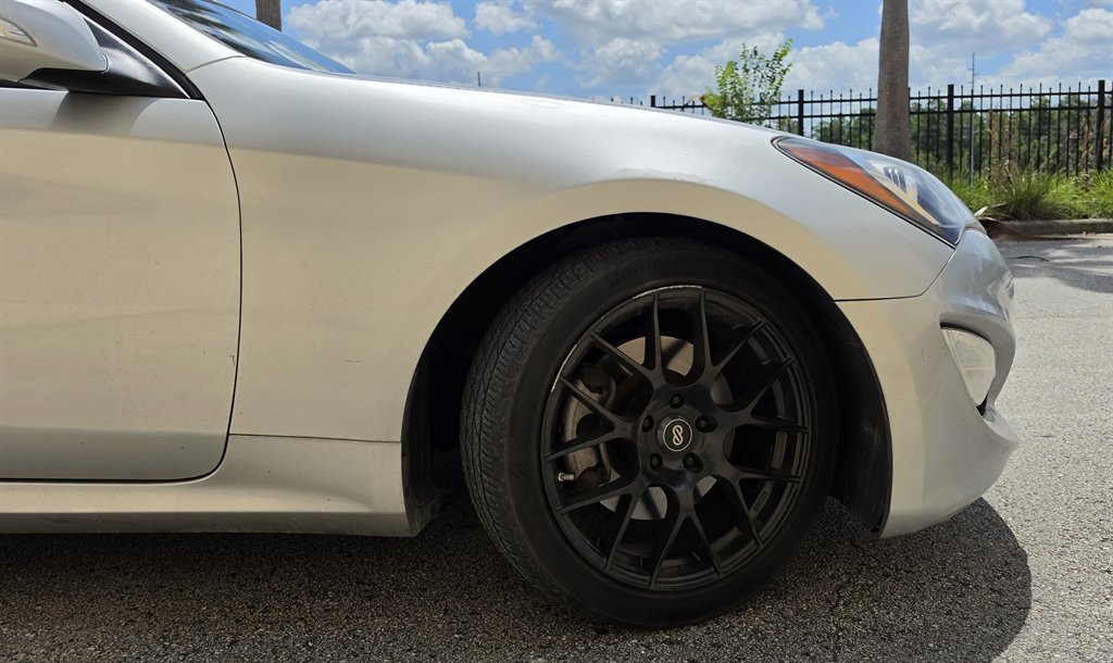 2013 Hyundai Genesis - $12,995