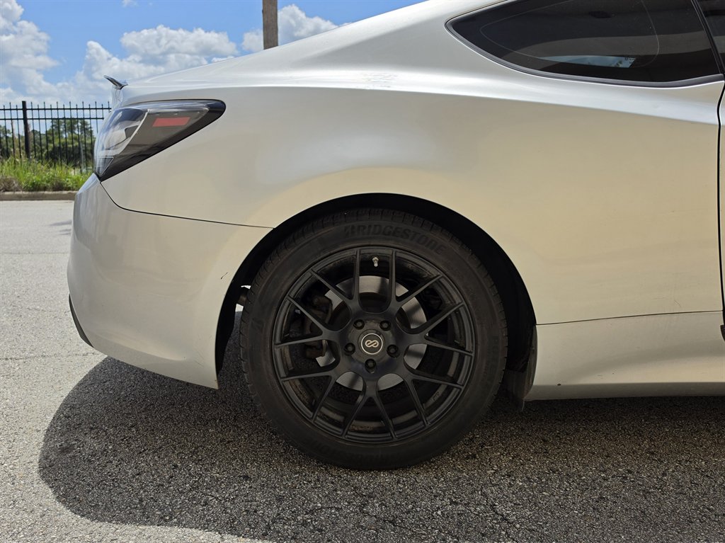 2013 Hyundai Genesis - $12,995