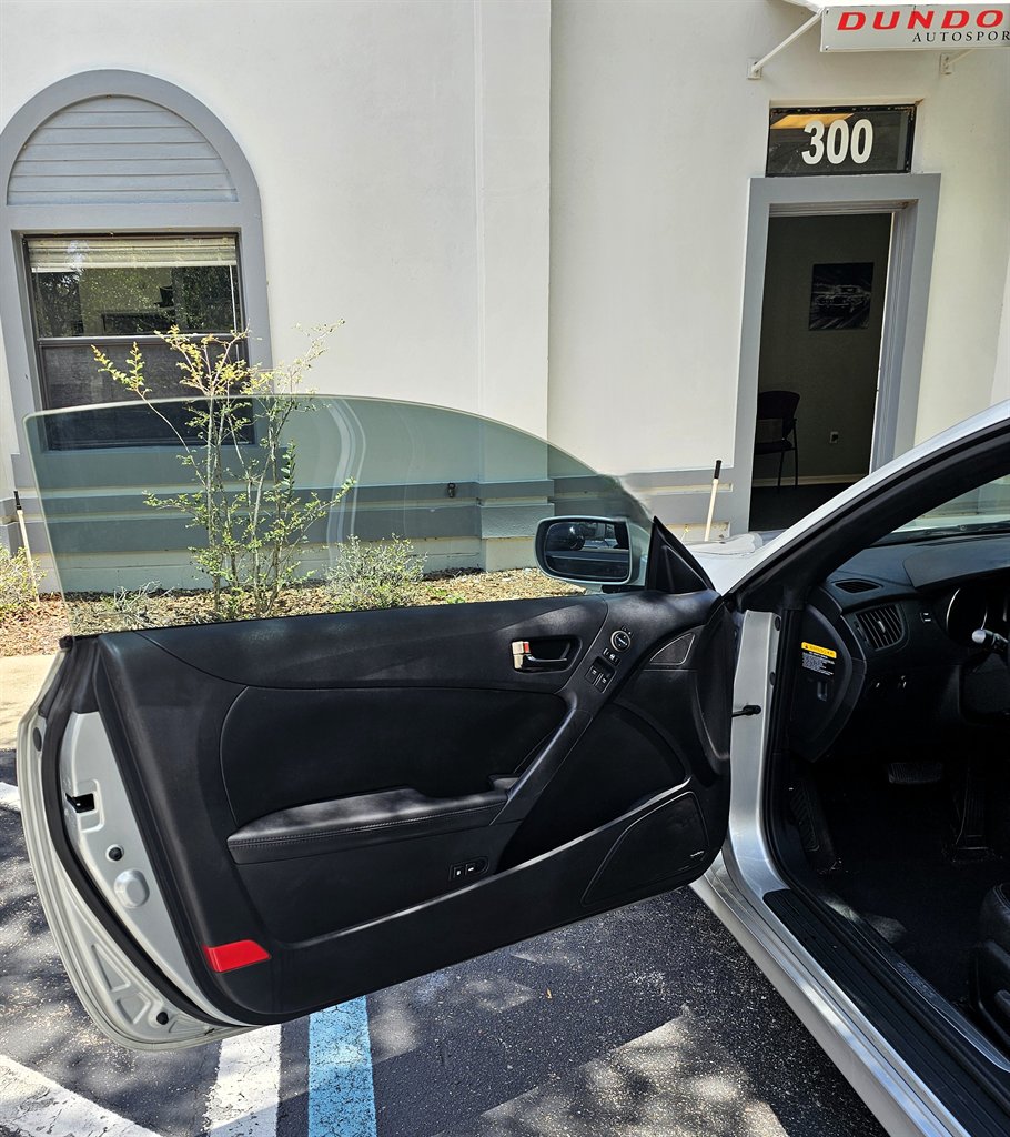 2013 Hyundai Genesis - $12,995