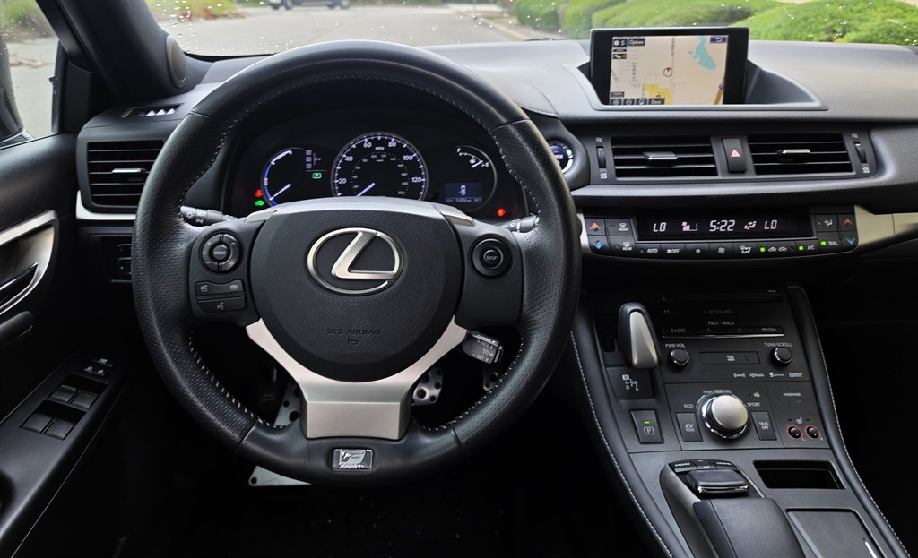 2015 Lexus CT - $19,995