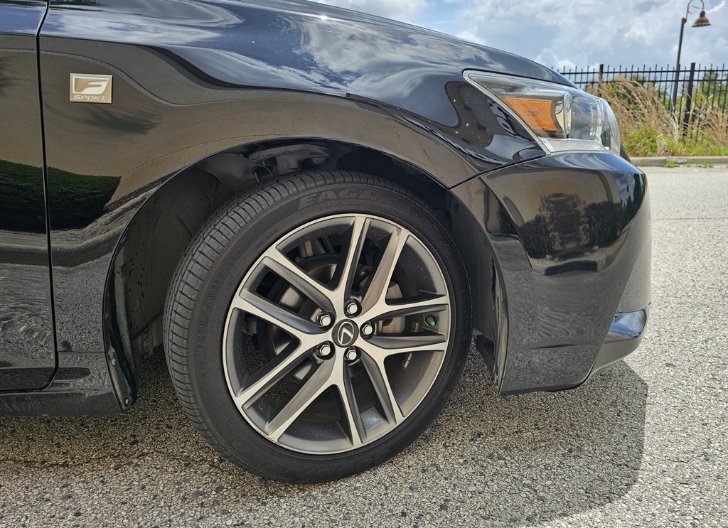 2015 Lexus CT - $19,995