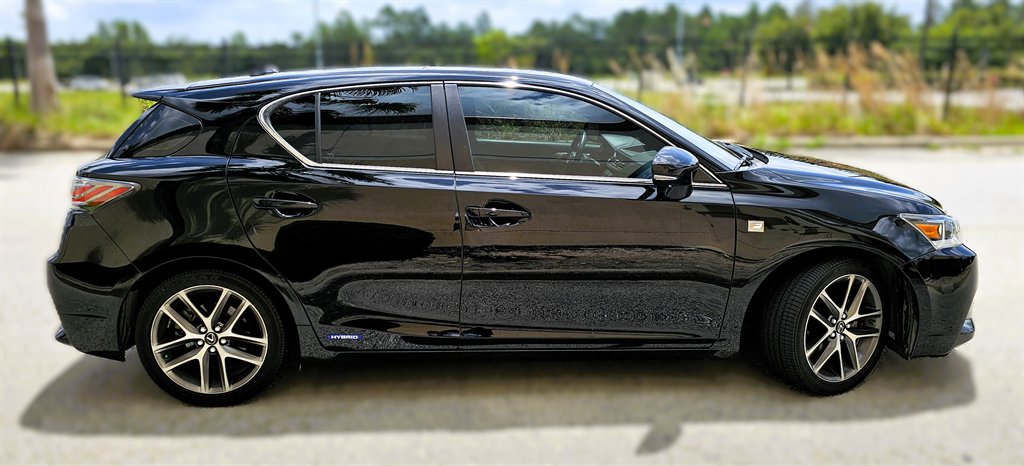 2015 Lexus CT - $19,995