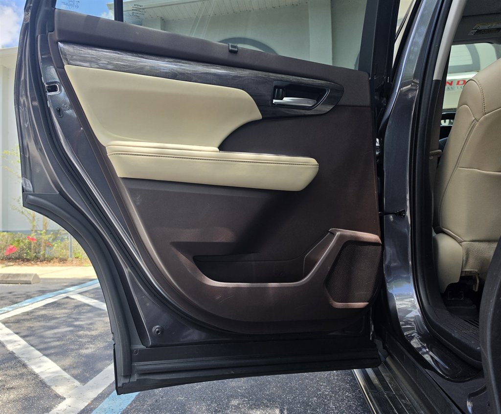 2020 Toyota Highlander