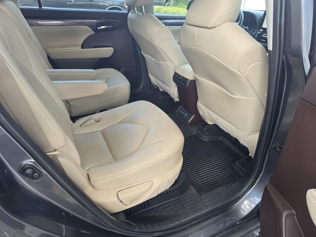2020 Toyota Highlander