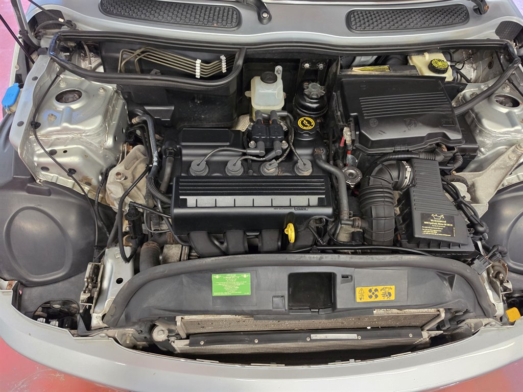 2005 MINI Cooper - $3,995