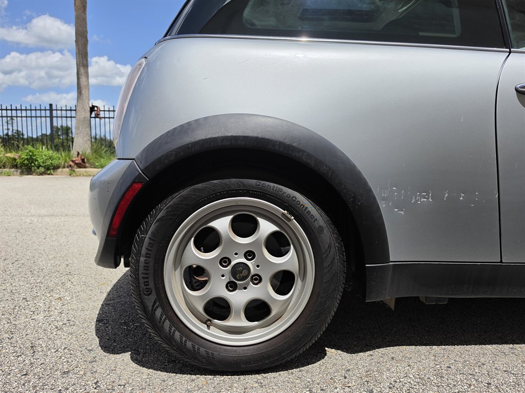 2005 MINI Cooper - $3,995