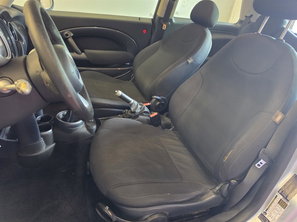 2005 MINI Cooper - $3,995