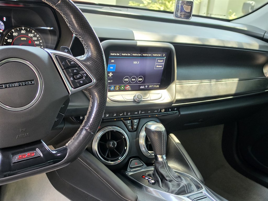 2019 Chevrolet Camaro - $31,995