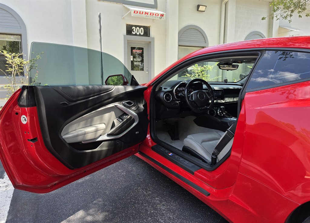 2019 Chevrolet Camaro - $31,995