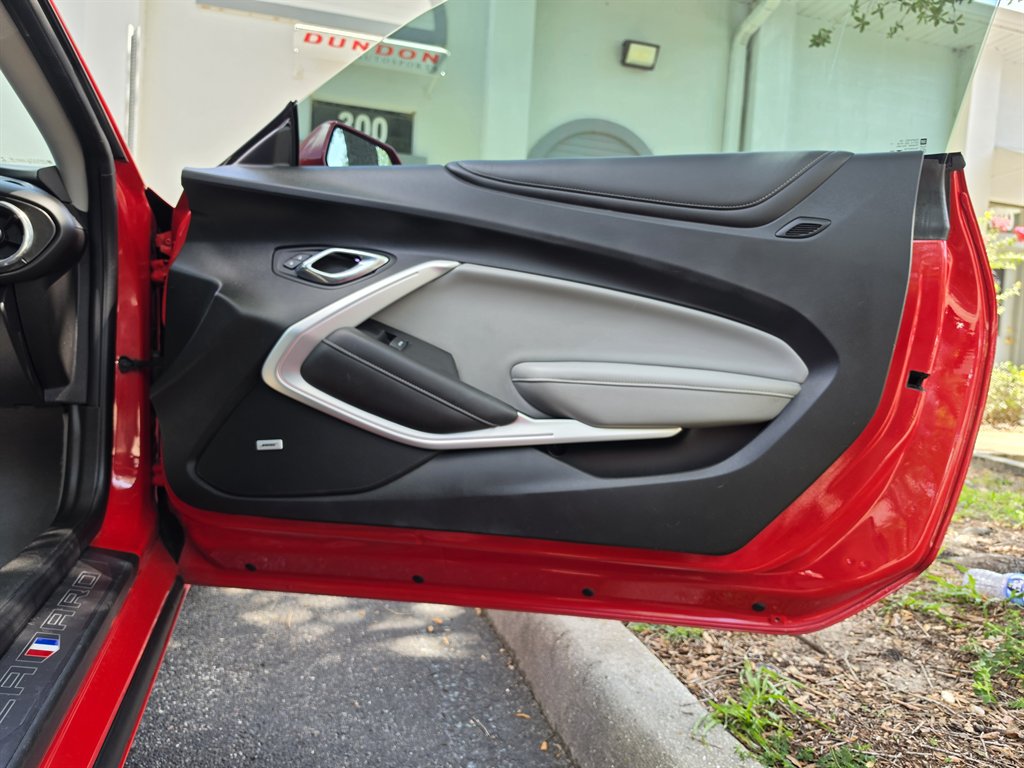 2019 Chevrolet Camaro - $31,995