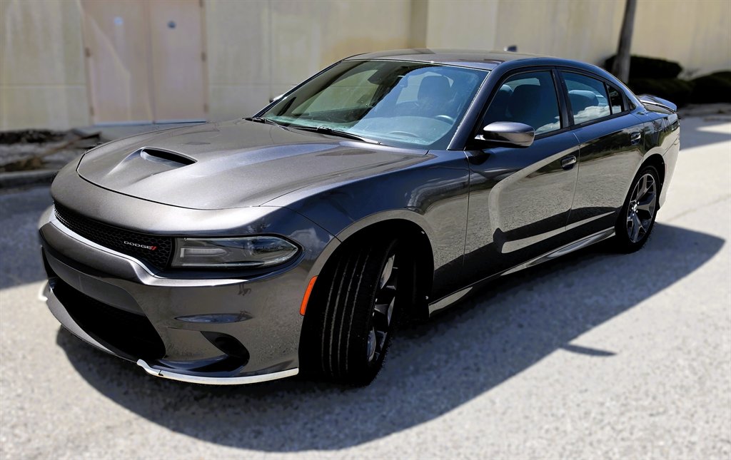 2019 Dodge Charger - $17,995