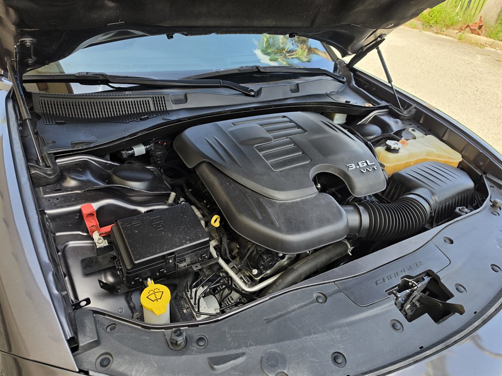 2019 Dodge Charger - $17,995