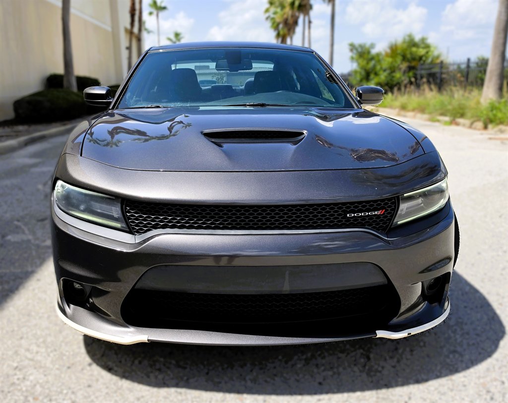 2019 Dodge Charger - $17,995