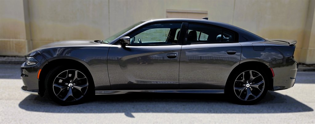 2019 Dodge Charger - $17,995