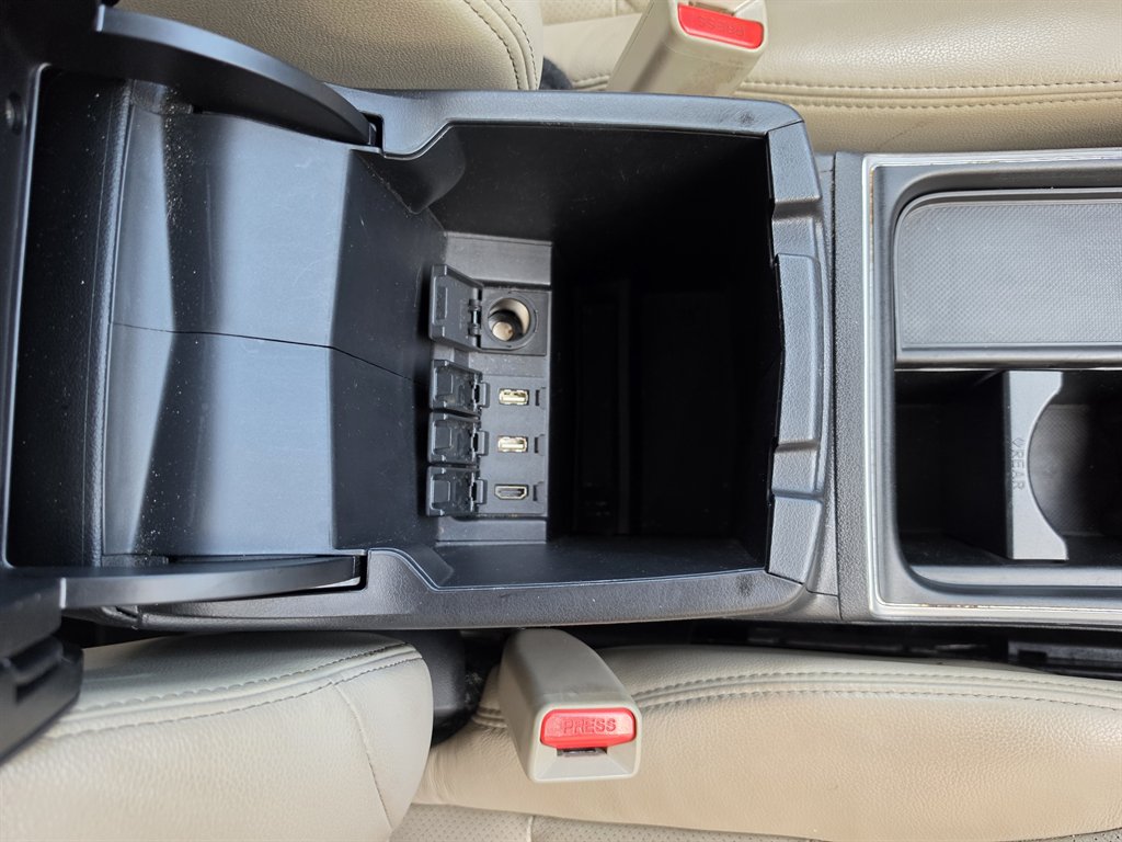 2015 Honda CR-V - $15,995