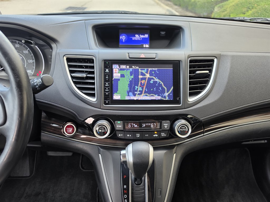 2015 Honda CR-V - $15,995